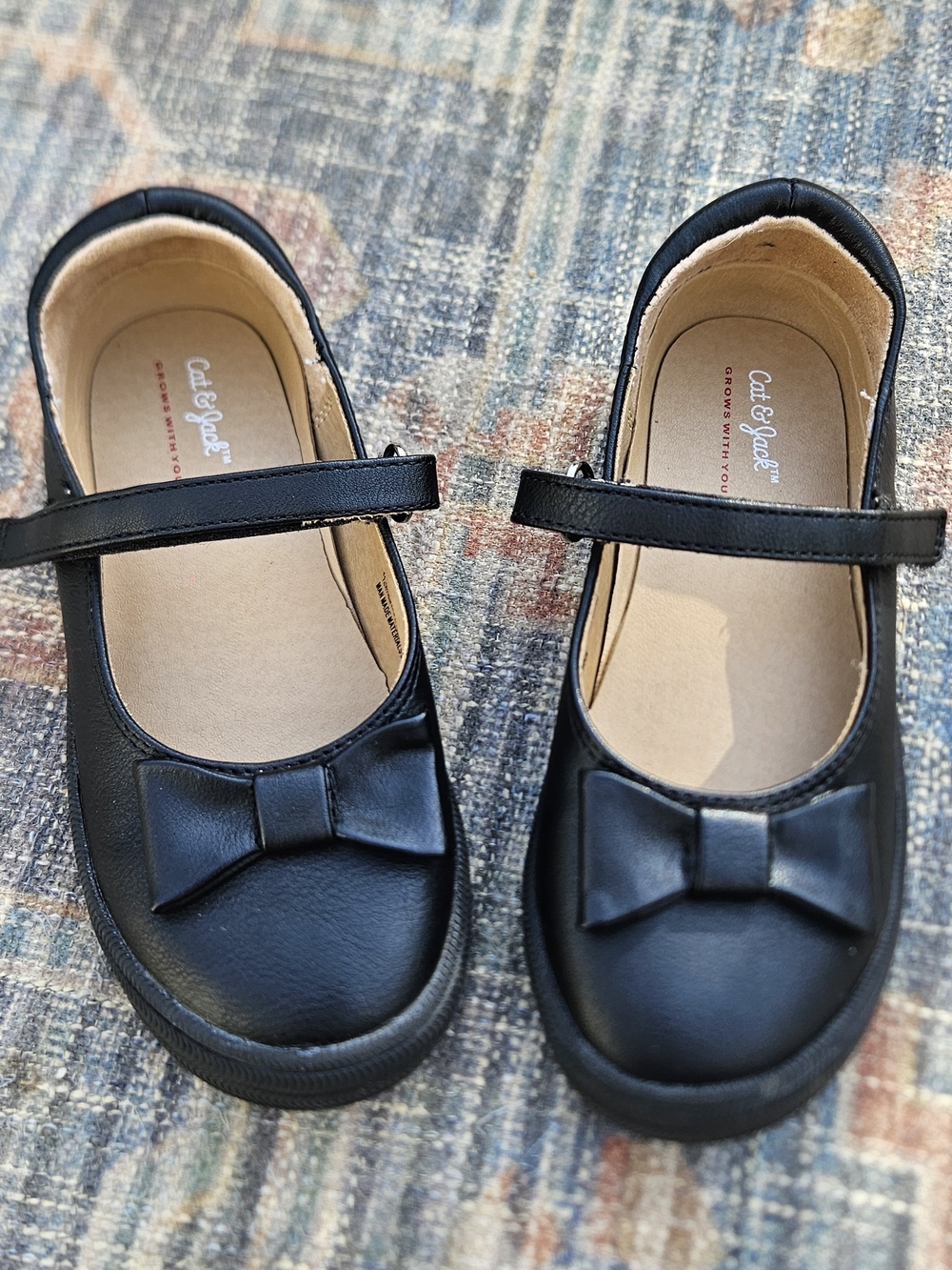 Cat & Jack Black Girls' Size 11 With Bow Mary Jane Shoes